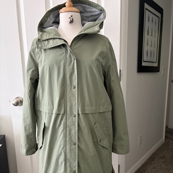 FALL Sale!! Old Navy Anorak Jacket Green with Gray Lining and Hood Size M - Picture 1 of 6